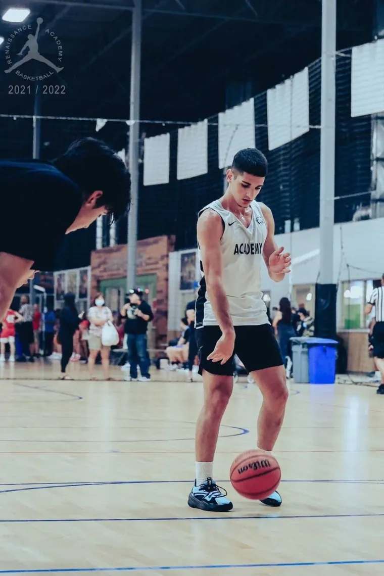 Memo Bener at the free-throw line in prep school, California
